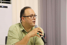 نشست دبیر و معاونان بنیاد سعدی با خبرنگاران