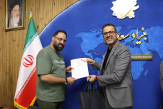 نشست دبیر و معاونان بنیاد سعدی با خبرنگاران