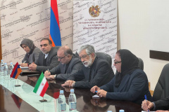 سفر جناب آقای دکتر حداد عادل، رئیس بنیاد سعدی و هیات همراه به جمهوری ارمنستان