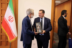 گزارش تصویری از دیدار رئیس بنیاد سعدی با ژانا آندریاسیان، وزیر آموزش، علوم، فرهنگ و ورزش ارمنستان