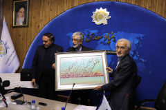 معرفی آخرین دستاوردهای بنیاد سعدی و تکریم جناب آقای سخایی