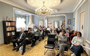 بزرگداشت فردوسی و پاسداشت روز زبان فارسی در گرجستان برگزار شد