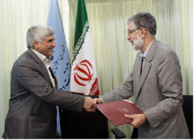 امضاء تفاهم نامه همکاری میان بنیاد سعدی و وزارت علوم