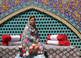 سرود ملی پاکستان به زبان فارسی است