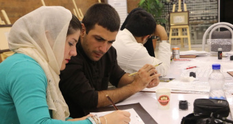 از کارگاه سفال‌گری و خوش‌نویسی تا مسابقه دارت و پینگ‌پنگ