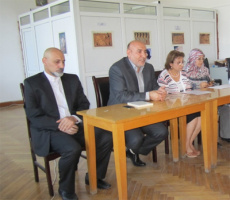 شهریار یکی از شعرای شهیر دوران معاصر است