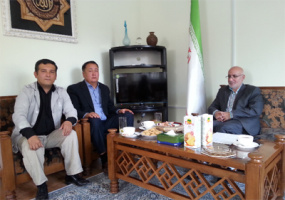 رییس گروه زبان فارسی دانشگاه فاربی قزاقستان با وابسته فرهنگی ایران دیدار کرد