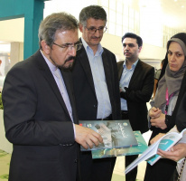 گسترش زبان فارسی در دیپلماسی عمومی ایران بسیار تاثیرگذار است