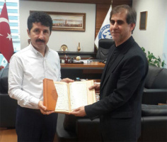 آموزش زبان فارسی در دانشکده الهیات مارمارا استانبول