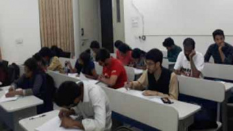 آغاز دور جدید آموزش زبان فارسی در دانشگاه حیدر آباد هند