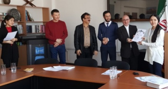 تجلیل از برگزیدگان المپیاد زبان فارسی در قزاقستان