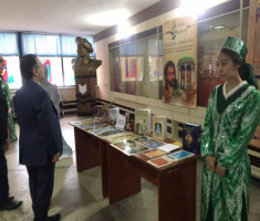 پاسداشت شاعران پارسی‌گوی در دانشگاه آرابایف قرقیزستان