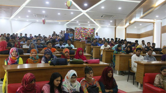 برگزاری جشن عید نوروز در دانشگاه داکا