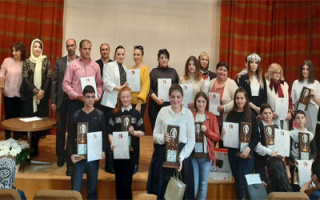 تقدیر از برگزیدگان جشنواره شاهنامه‌خوانی در ارمنستان +گزارش تصویری