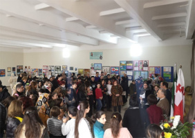 دهمین نمایشگاه نقاشی دانشآموزان مدارس گرجی و ایرانی در تفلیس