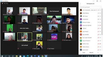 زبان و ادبیات فارسی در فضای مجازی آموزش داده می‌شود