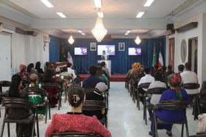 ترکمن‌ها زبان فارسی فرا می‌گیرند