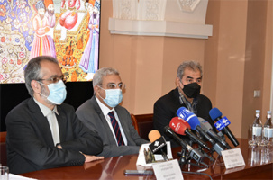 وجود بیش از ۴۵۰ نسخه خطی فارسی در ماتناداران / دو ملت ایران و ارمنستان اشتراکات فراوانی دارند