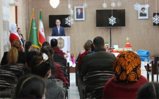 دوره جدید آموزش زبان فارسی در عشقآباد آغاز شد