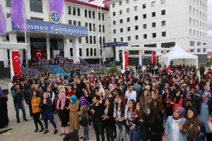 استقبال چند دانشگاه ترکیه از منابع آموزشی بنیاد سعدی