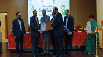 توافق برای بازسازی آرامگاه «حزین لاهیجی» همزمان با برگزاری نشست بزرگداشت این شاعر پارسی‌گوی