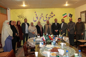 معارفه رایزنی جدید ایران در پاکستان همزمان با یکصد و ششمین محفل مثنویخوانی