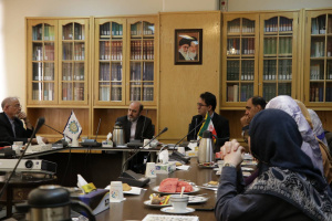 دیدار دانشجویان فارسی آموز الجزایری با معاون امور بین المل بنیاد سعدی