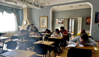 آزمون زبان فارسی ویژه زبان آموزان گرجستانی برگزار شد