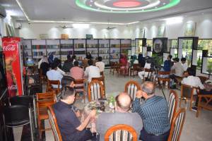 سومین نشست «یک محفل، یک تجربه» با حضور استاد زبان فارسی دانشگاه دهلی برگزار شد