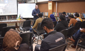 درسگفتارهای «ادبیات دفاع مقدس» و «ادبیات مشروطه» در هند برگزار شد