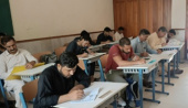 برگزاری آزمون پایان ترم زبان فارسی در پاکستان