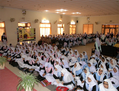 دانشجویان برتر زبان فارسی دانشکده پست گریجویت راولپندی تجلیل شدند