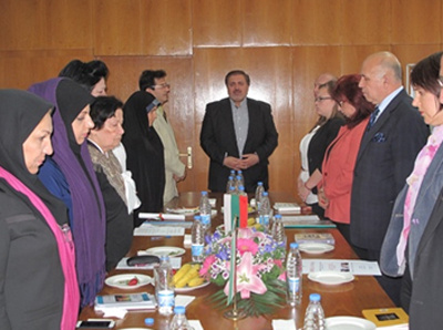 ایران، مهد شعر است-ارتباط هنرمندان دو کشور راهی به سوی صلح پایدار