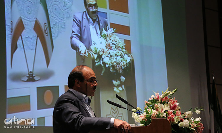 سلیمی بجستانی: در سینه دلی ابوسعیدی داریم، مغز سرمان ابوعلی سینایی است