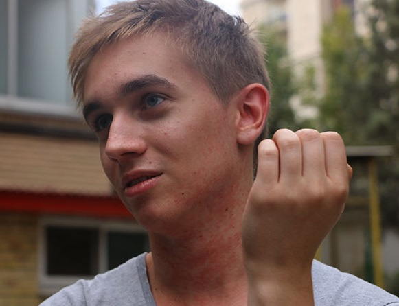 سهرودی فیلسوف مورد علاقه من است