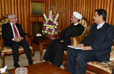 زبان فارسی در سراسر عراق آموزش داده شود