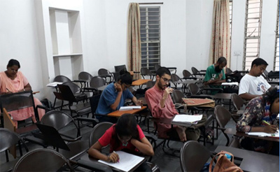 آموزش زبان فارسی در حیدرآباد