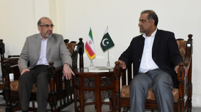 آموزش زبان فارسی در مدارس پاک ترک پاکستان