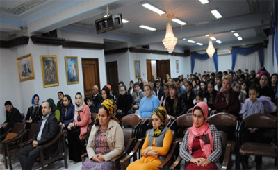 آغاز دوره زمستانی آموزش زبان فارسی در عشق آباد