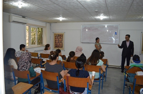 دوره های آموزش زبان فارسی در باکو آغاز شد