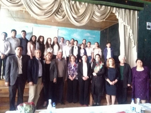 برگزاری جشنواره شاهنامه خوانی در مدرسه کارپی واقع در شهر آشتاراک ارمنستان