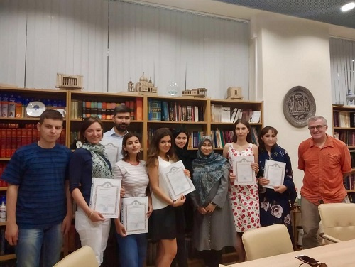 "هفتمین دوره آموزش زبان فارسی" در رایزنی مسکو پایان یافت