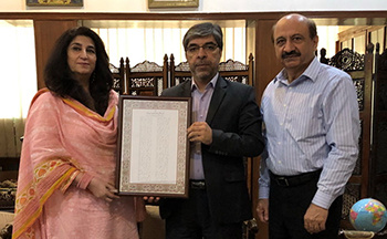 اجرای برنامه‌های مشترک فرهنگی، هنری و ادبی در لاهور