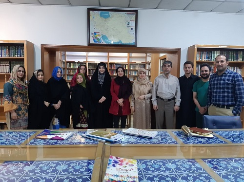 برگزاری کارگاه آموزشی زبان و ادبیات فارسی توسط دکتر یزدان منش استاد دانشگاه تهران در خانه فرهنگ کشورمان در لاهور