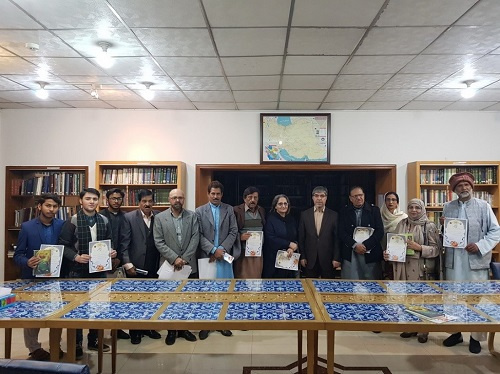 محفل شعر و ادب در لاهور برگزار شد+گزارش تصویری