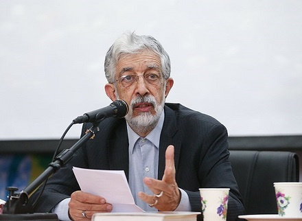 شاعر هندی که ۱۰۰ هزار بیت شعر به زبان فارسی دارد