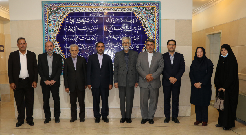 تسهیل آموزش و گسترش زبان فارسی در هندوستان دغدغه اصلی‌ام است