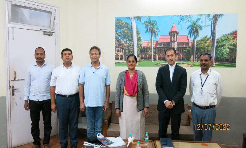 لزوم ایجاد کرسی زبان و ادبیات فارسی در دانشکده دکن پونای هند