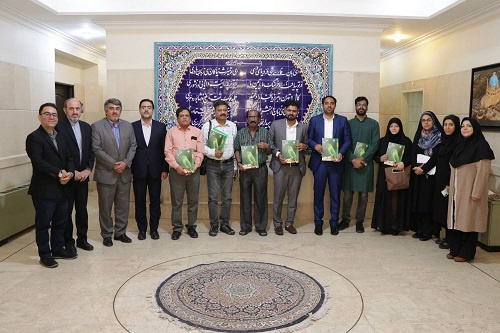 حضور استادان زبان فارسی دانشگاه های هند در بنیاد سعدی