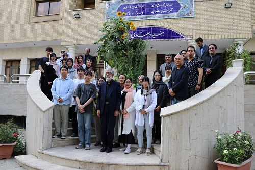 دانشگاه هانکـوک کره ۱۴۰۰ فارغ‌التحصیل زبان فارسـی دارد